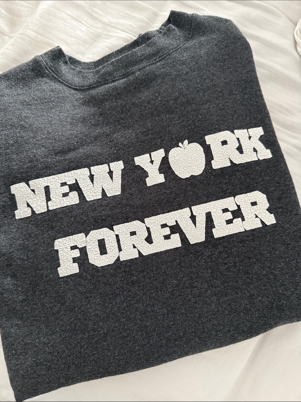 Men’s NY sweater USED